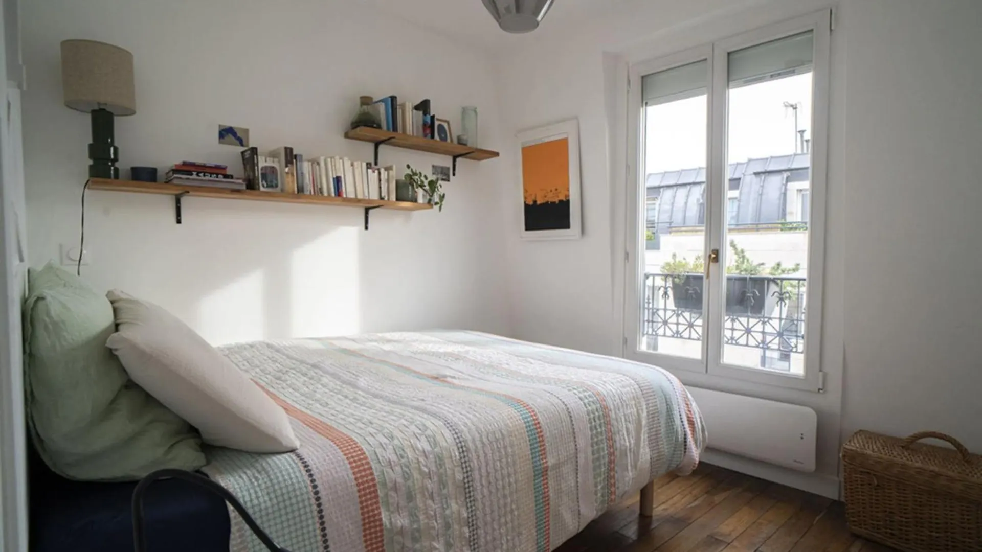 Nice Appartment Near Buttes Chaumont Paris 0*,  France